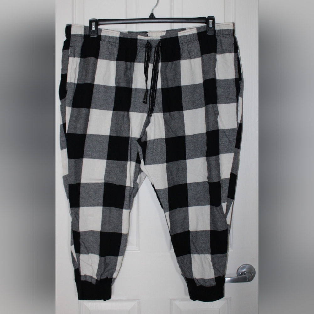 Plaid Flannel Jogger Pajama Pants (XXL)